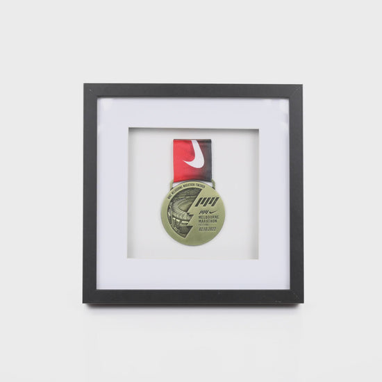 360 Degree Video of Melbourne Marathon Gold Medal.